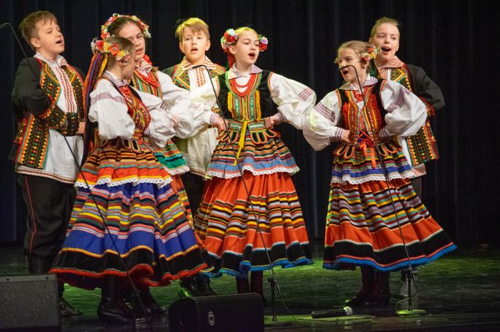 波蘭-索柯洛夫民俗歌舞團